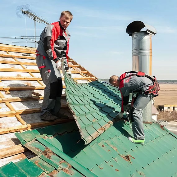 Демонтаж кровли и крыши в Кингисеппе и Ленинградской области